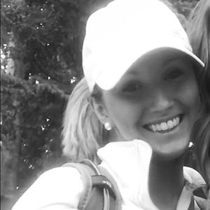 Meet your Posher, Joanna